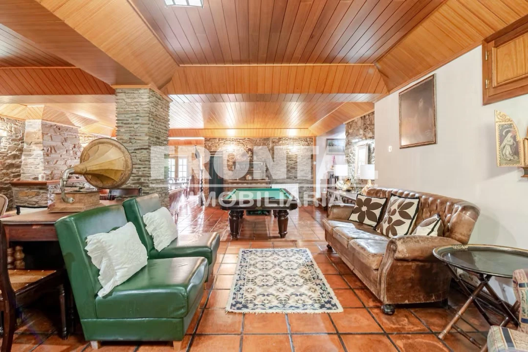 Moradia T5 para Venda em Frechas Foto 14