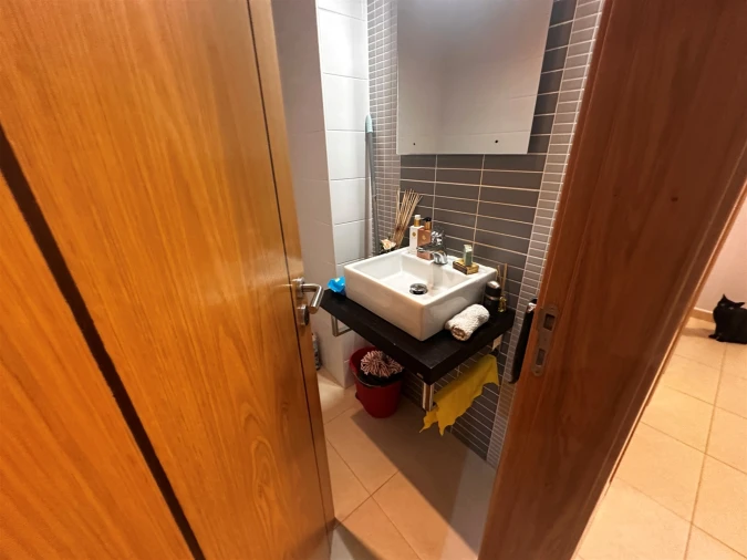 Apartamento T3 para Venda em Quelfes Foto 10