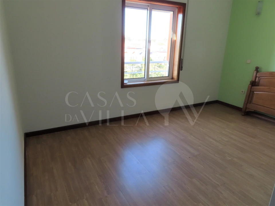 Apartamento T3 para Arrendamento em Ovar, São João, Arada e São Vicente de Pereira Jusã Foto 2