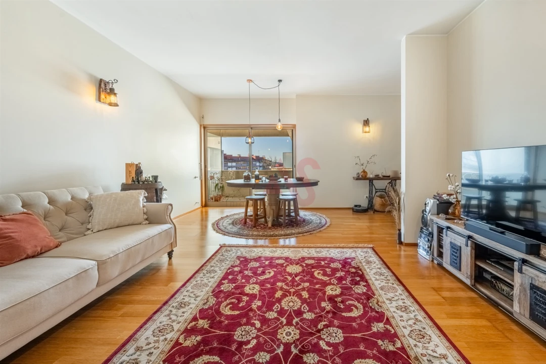 Apartamento T1 para Venda em Azurem Foto 6