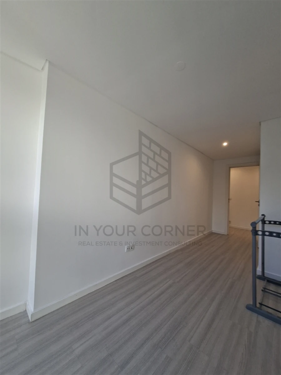 Apartamento T3 para Arrendamento em Estrela Foto 11