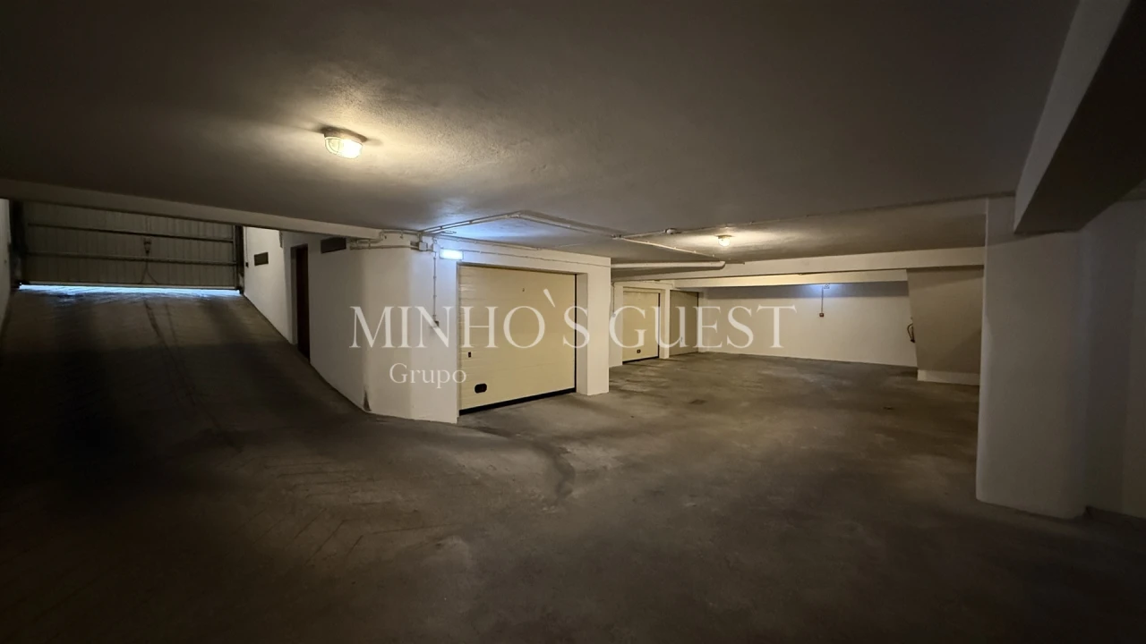 Apartamento T3 para Arrendamento em São Vitor (Braga) Foto 22