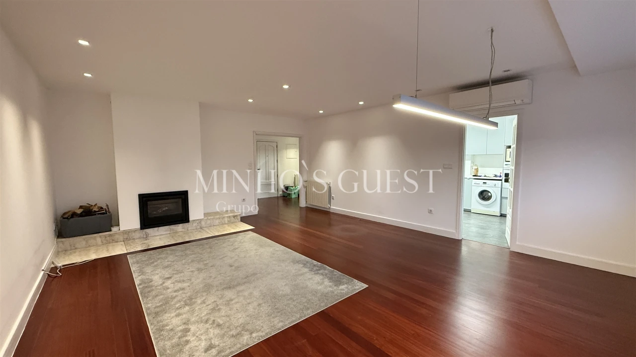 Apartamento T3 para Arrendamento em São Vitor (Braga) Foto 3