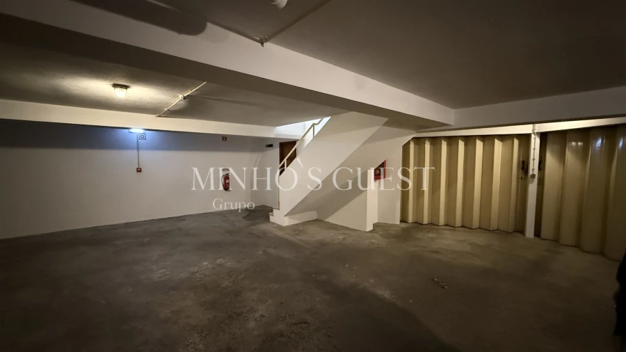 Apartamento T3 para Arrendamento em São Vitor (Braga) Foto 21