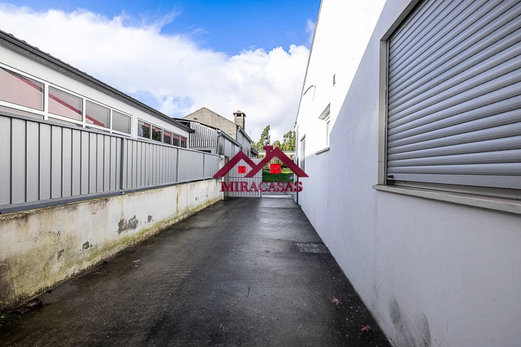 Moradia T3 para Arrendamento em Mira Foto 24