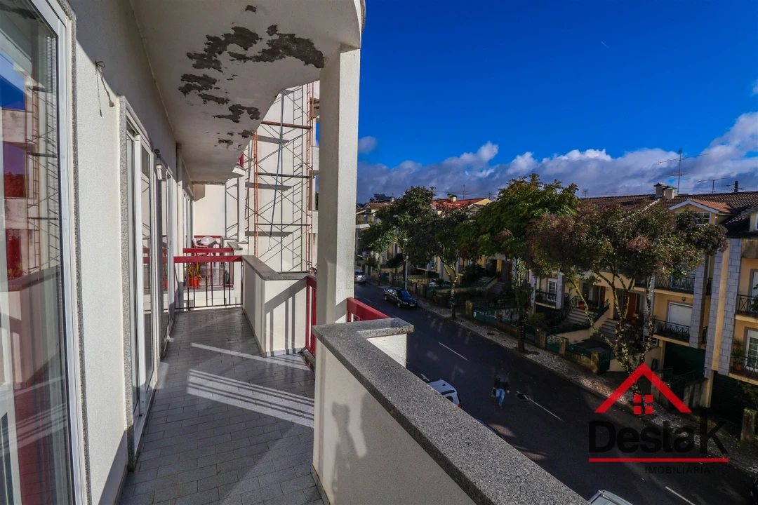 Apartamento T3 para Arrendamento em Rio de Loba Foto 4