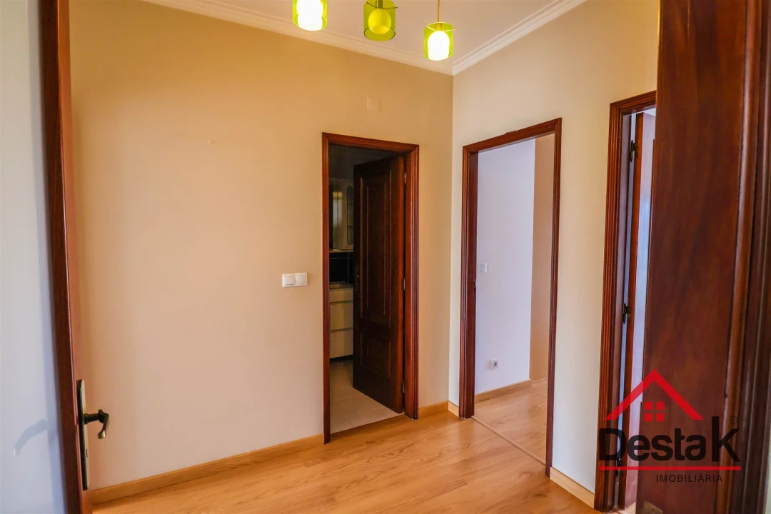 Apartamento T3 para Arrendamento em Rio de Loba Foto 20