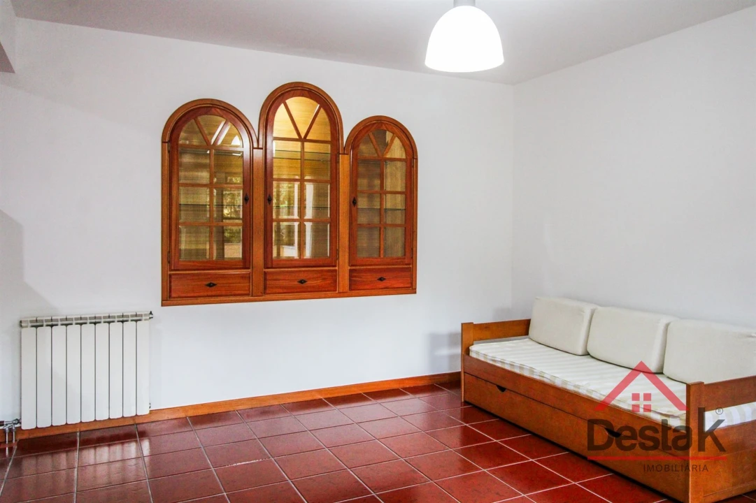 Apartamento T1 para Arrendamento em São Pedro do Sul, Várzea e Baiões Foto 6