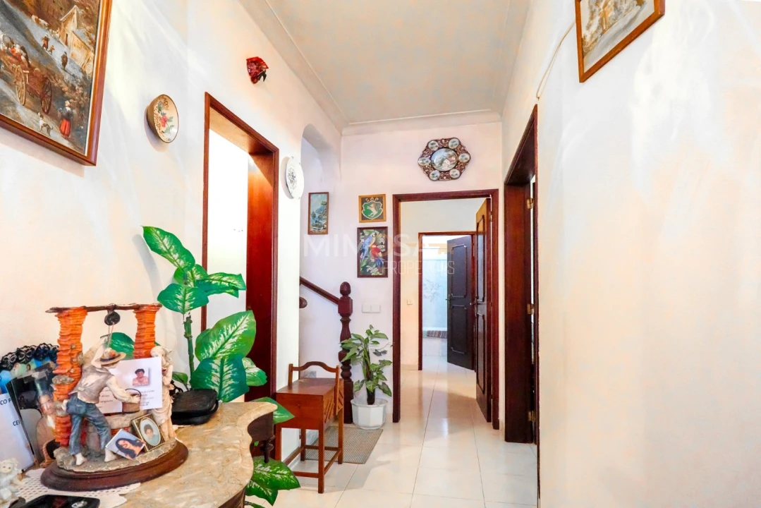 Moradia T4 para Venda em Luz Foto 12