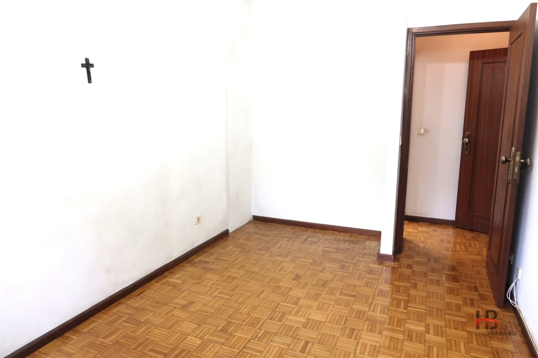 Apartamento T1 para Venda em Lordelo do Ouro e Massarelos Foto 3