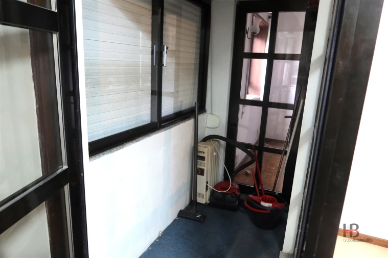 Apartamento T1 para Venda em Lordelo do Ouro e Massarelos Foto 7