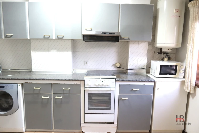 Apartamento T1 para Venda em Lordelo do Ouro e Massarelos Foto 13