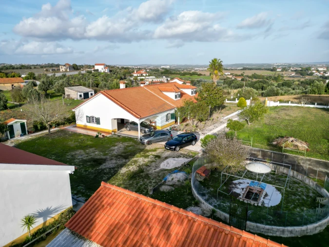 Moradia T3 para Venda em Brogueira, Parceiros de Igreja e Alcorochel Foto 5