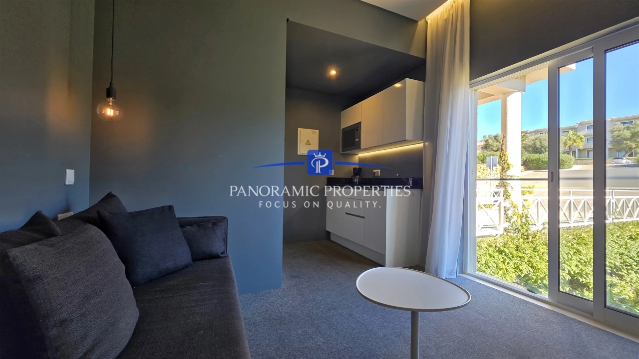 Apartamento T0 para Venda em Estômbar e Parchal Foto 3
