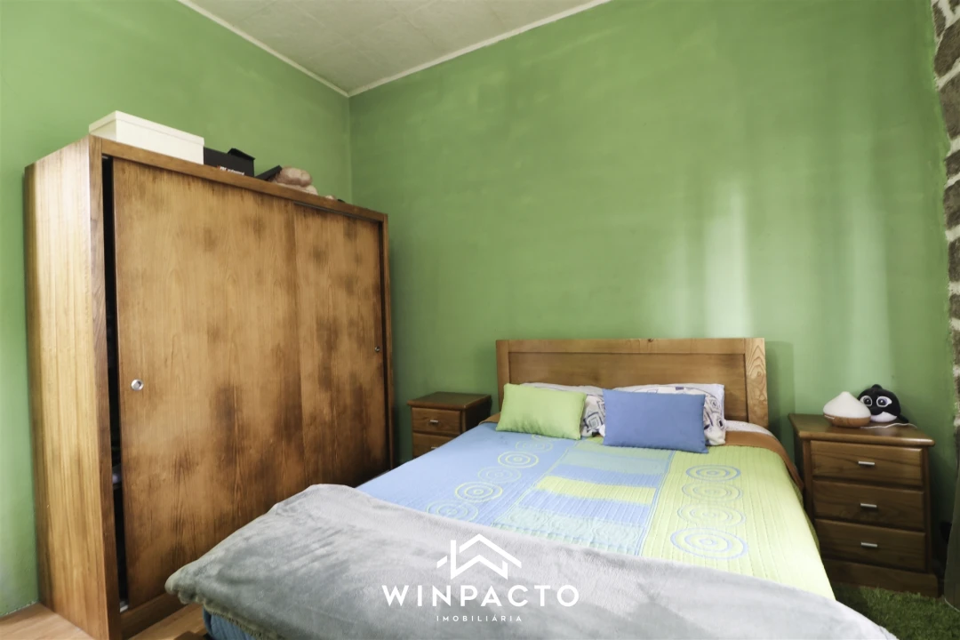 Moradia T4 para Venda em Nelas Foto 16