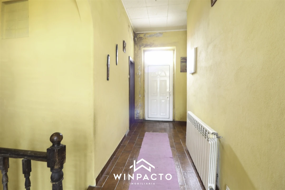 Moradia T4 para Venda em Nelas Foto 31