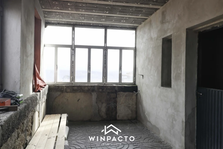 Moradia T4 para Venda em Nelas Foto 20