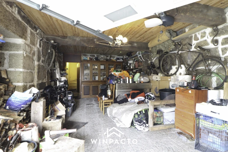 Moradia T4 para Venda em Nelas Foto 37