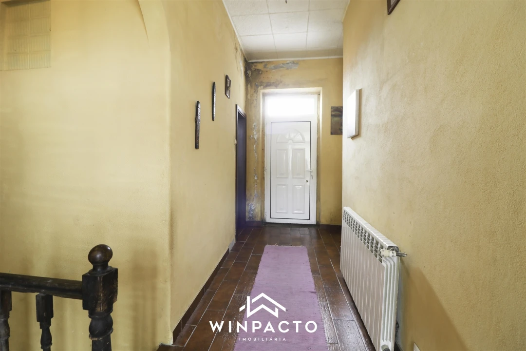 Moradia T4 para Venda em Nelas Foto 32