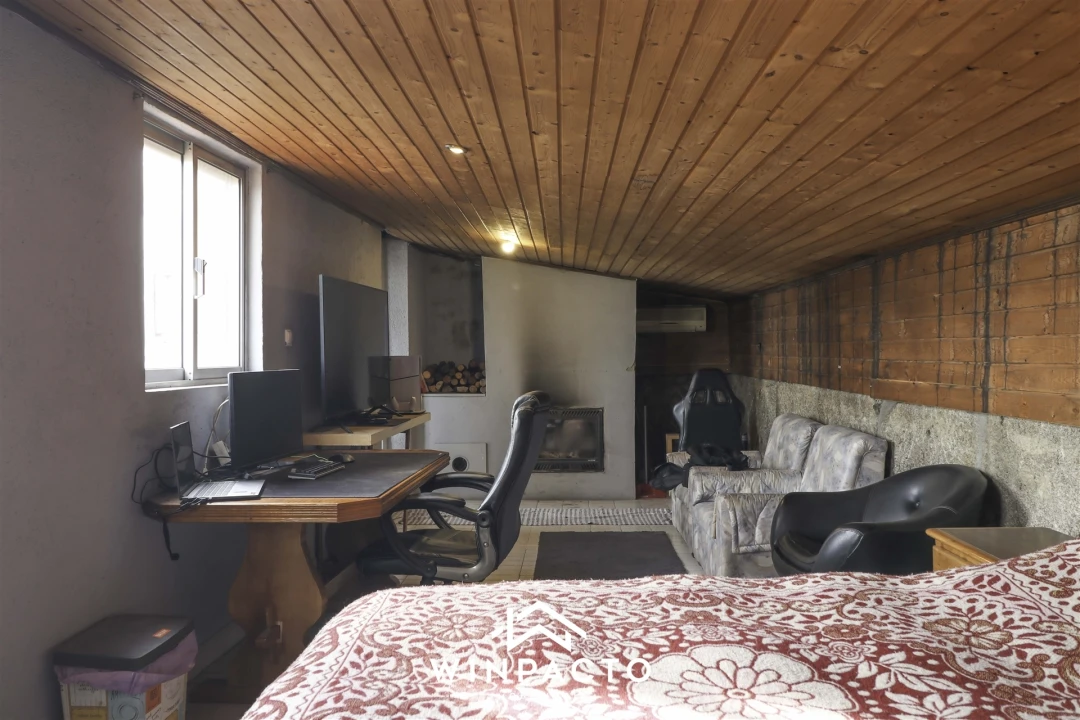 Moradia T4 para Venda em Nelas Foto 13