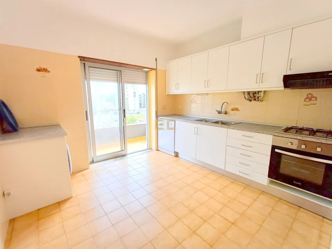 Apartamento T2 para Venda em Buarcos Foto 3