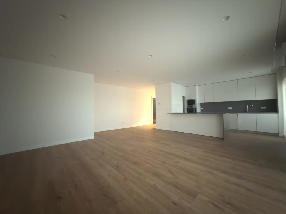 Apartamento T3 para Arrendamento em Ranhados Foto 1