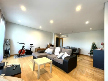 Apartamento T3 para Arrendamento em Viseu