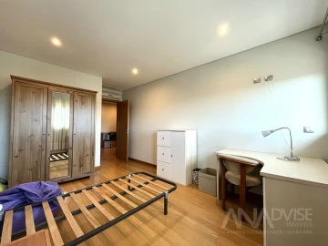 Apartamento T3 para Arrendamento em Viseu