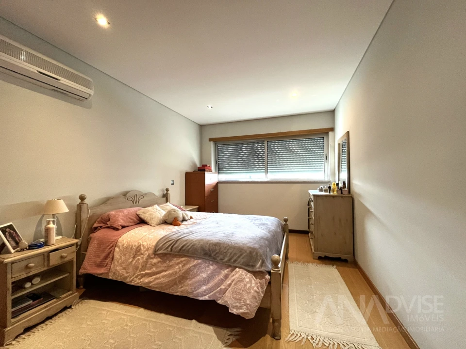 Apartamento T3 para Arrendamento em Viseu Foto 20