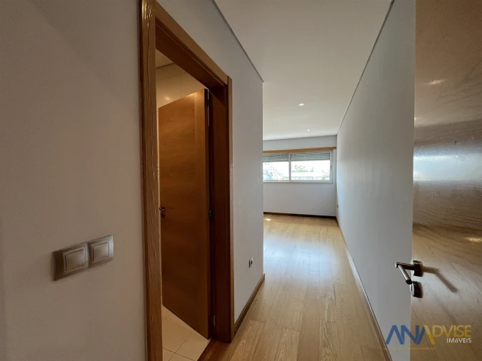 Apartamento T3 para Arrendamento em Viseu Foto 13