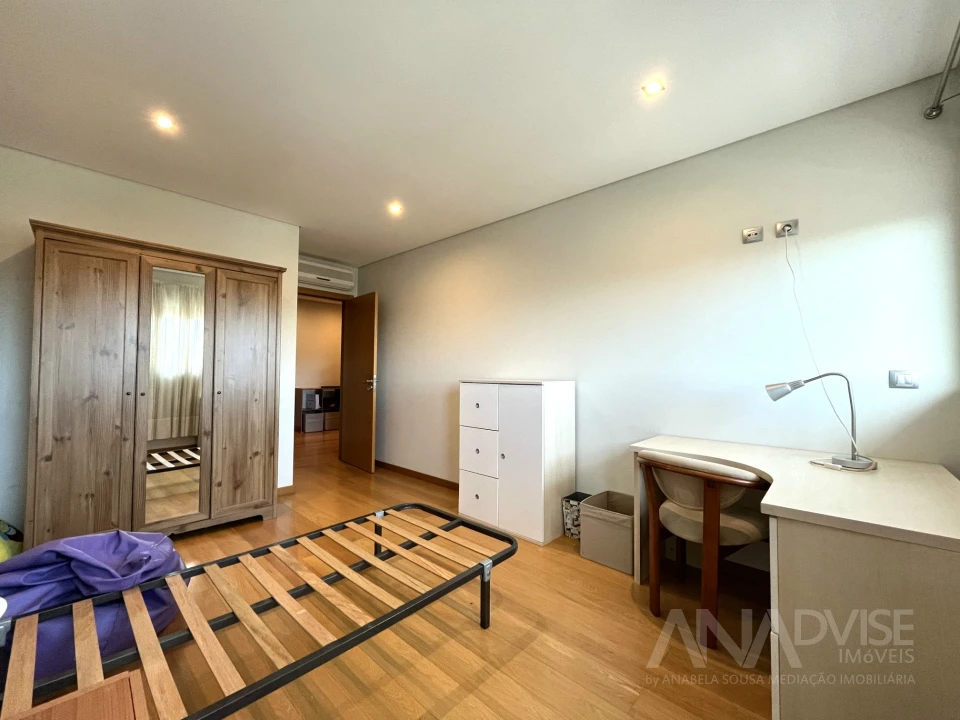 Apartamento T3 para Arrendamento em Viseu Foto 16