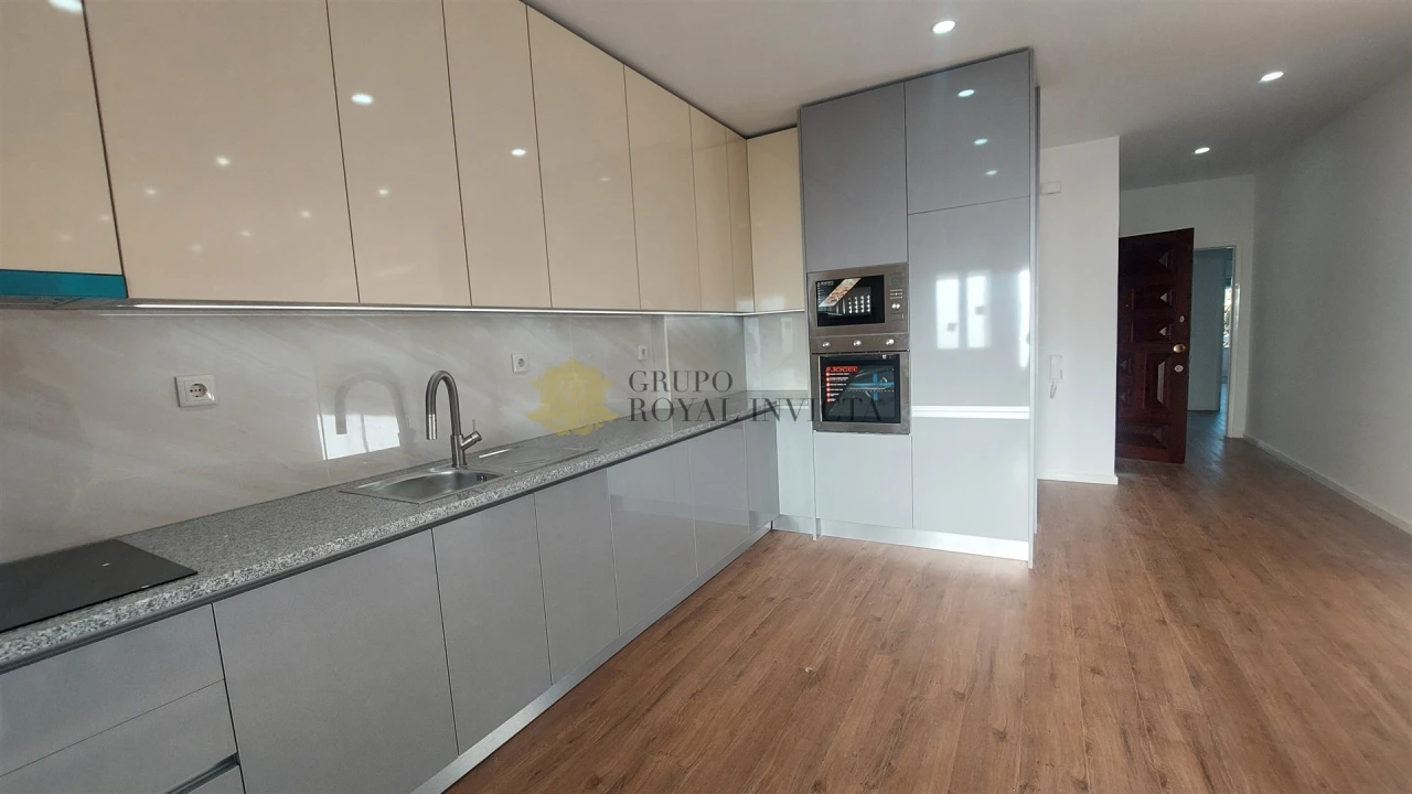 Apartamento T3 para Venda em Aguas Santas Foto 1