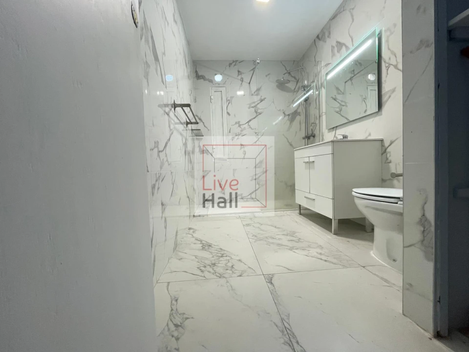 Apartamento T3 para Venda em Agualva e Mira-Sintra Foto 14