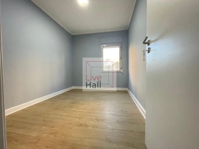 Apartamento T3 para Venda em Agualva e Mira-Sintra Foto 10