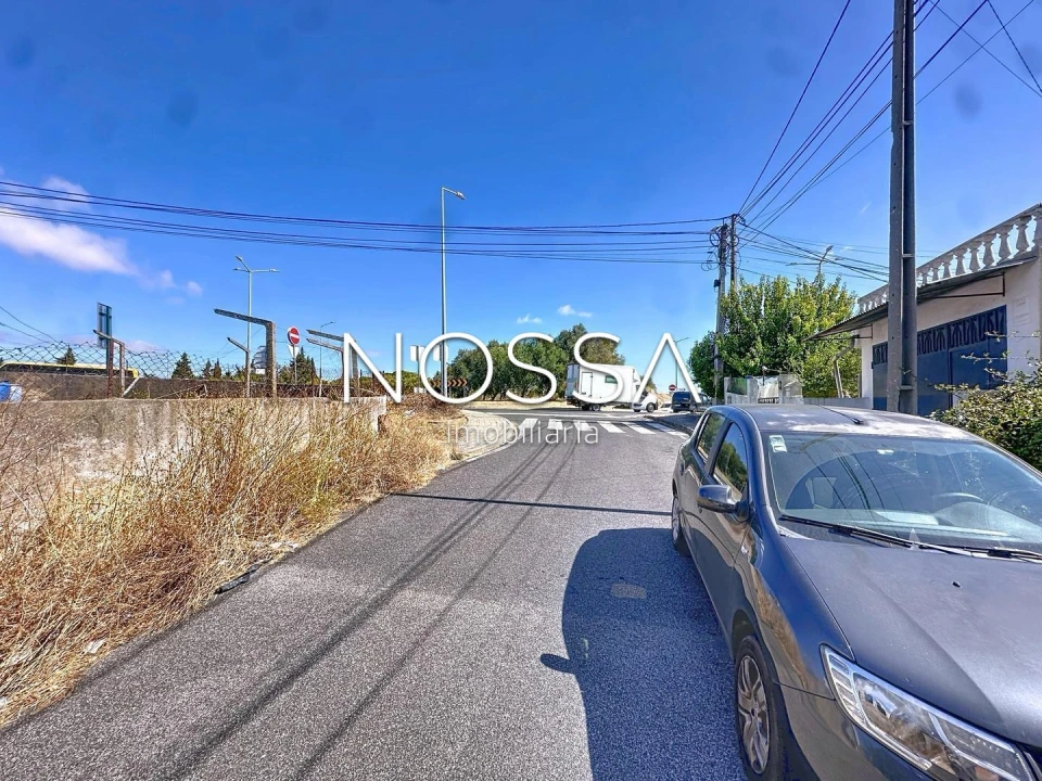 Terreno para Venda em Santa Iria de Azoia, São João da Talha e Bobadela Foto 16