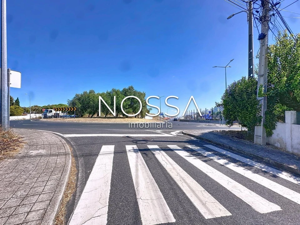 Terreno para Venda em Santa Iria de Azoia, São João da Talha e Bobadela Foto 13