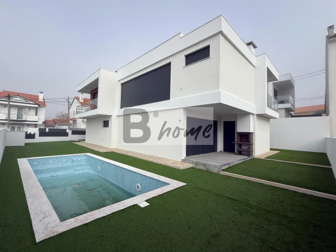 Moradia T4 para Venda em Charneca de Caparica e Sobreda Foto 2