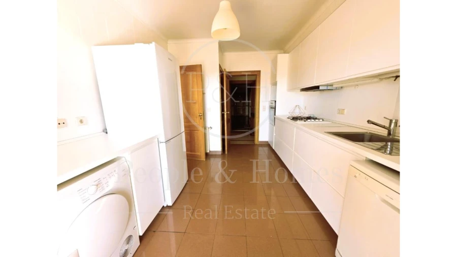 Apartamento T4 para Venda em Cascais e Estoril Foto 18