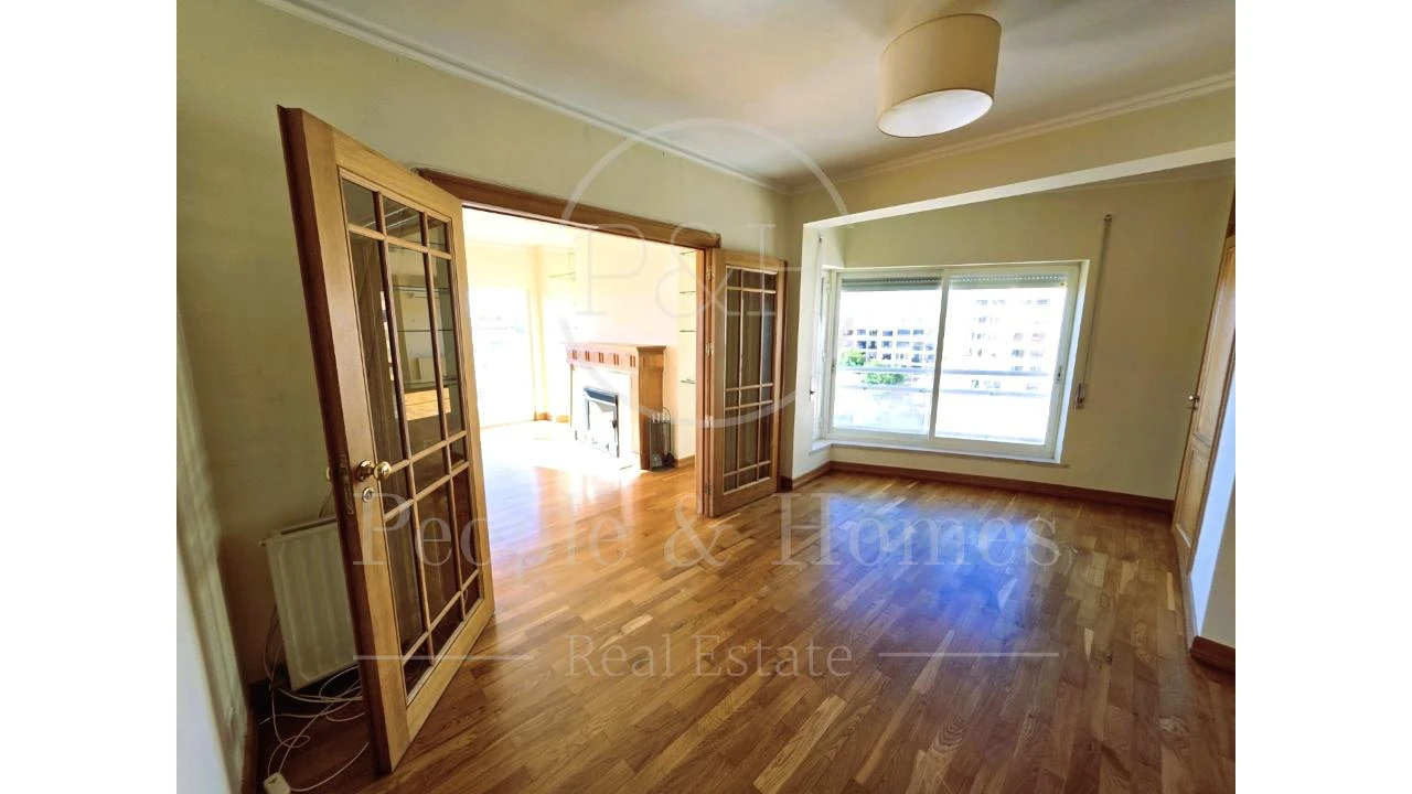 Apartamento T4 para Venda em Cascais e Estoril Foto 16