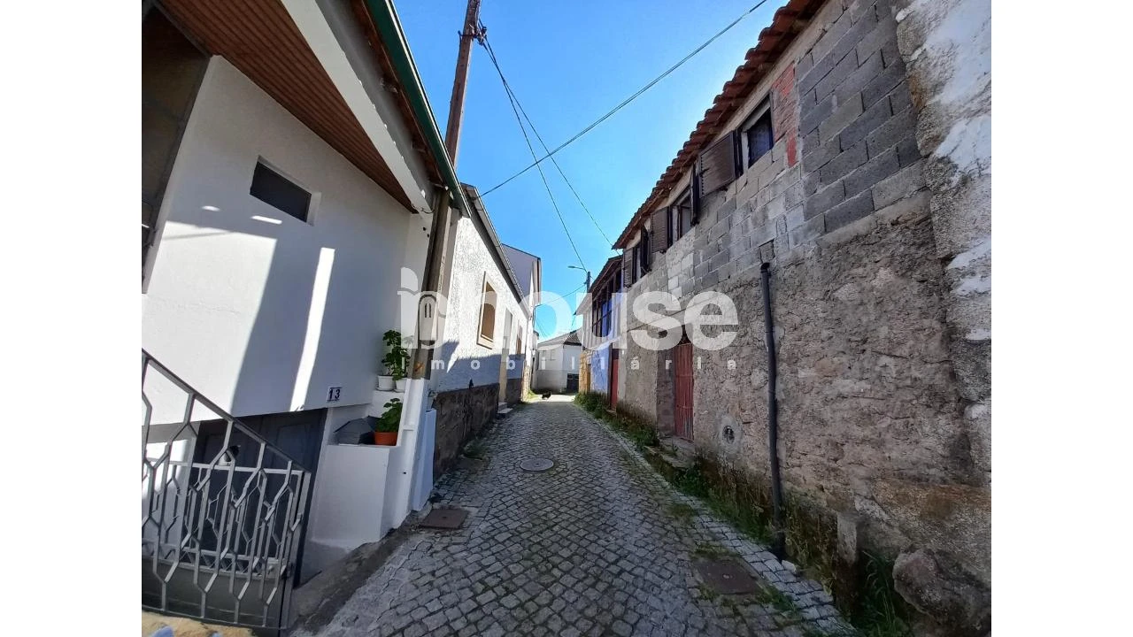 Moradia T3 para Venda em Sonim e Barreiros Foto 4