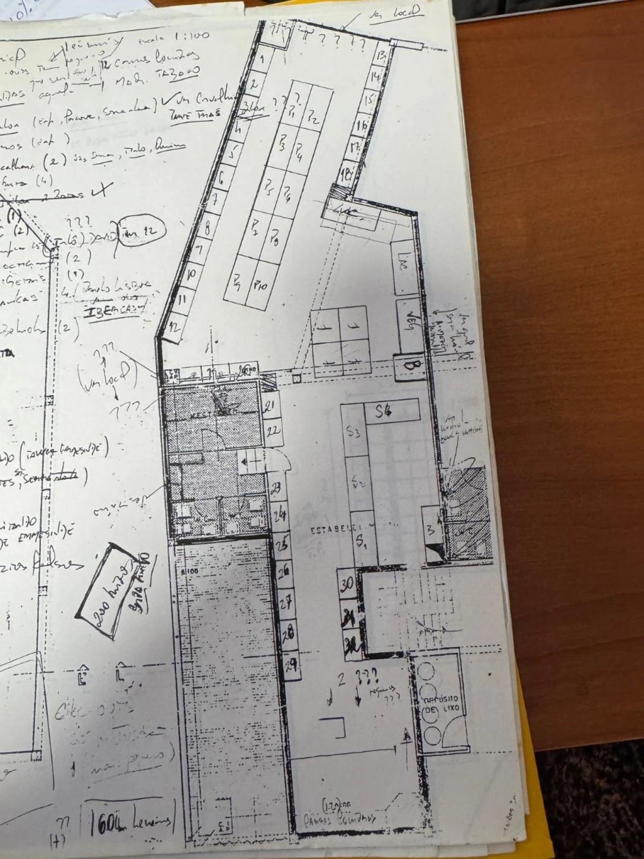 Loja para Arrendamento em Cedofeita, Santo Ildefonso, Sé, Miragaia, São Nicolau e Vitória Foto 2