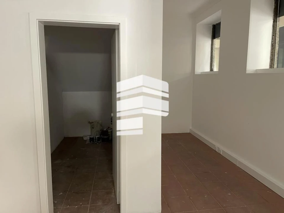 Loja para Venda em Funchal (Se) Foto 12