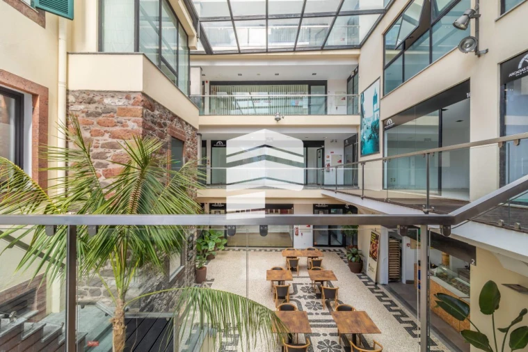 Loja para Venda em Funchal (Se) Foto 16