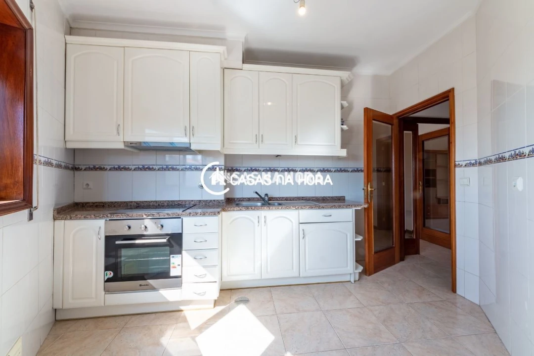 Apartamento T1 para Arrendamento em Canidelo Foto 2