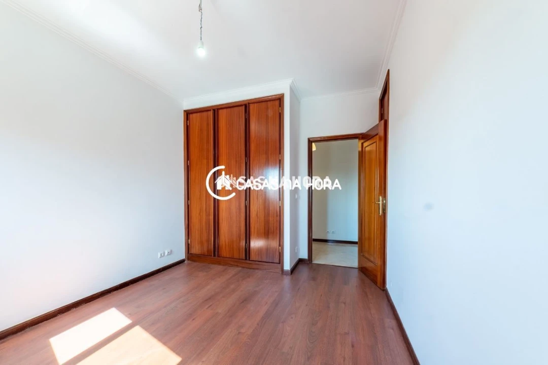Apartamento T1 para Arrendamento em Canidelo Foto 8