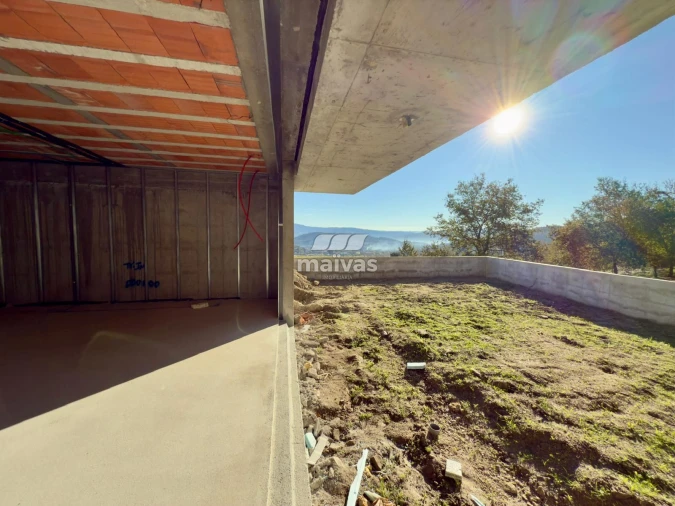 Moradia T3 para Venda em Lanhoso Foto 20