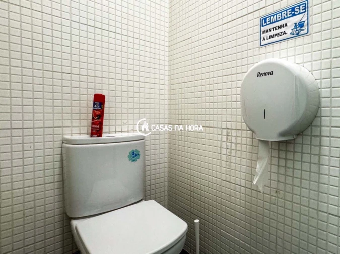 Loja para Arrendamento em Arcozelo Foto 21