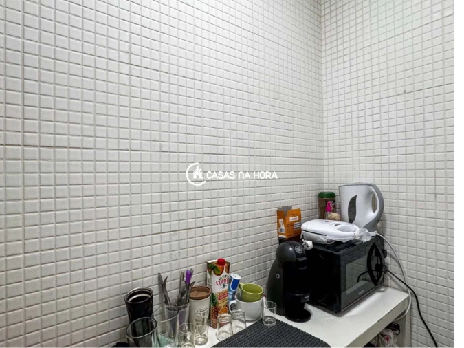 Loja para Arrendamento em Arcozelo Foto 22