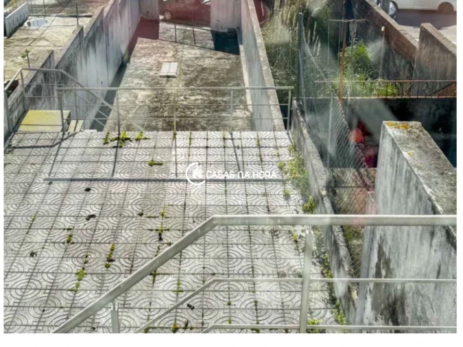 Loja para Arrendamento em Arcozelo Foto 23