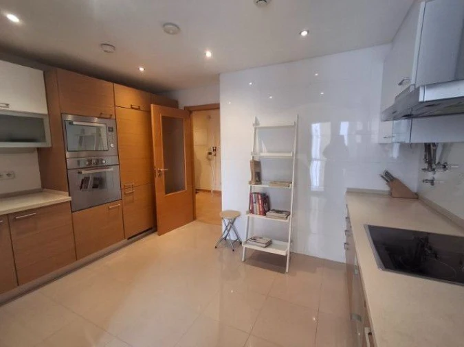 Apartamento T1 para Arrendamento em Lumiar Foto 18